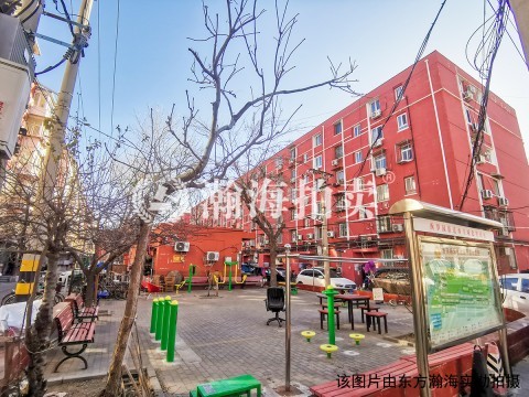 司达小区21号楼7单元402室