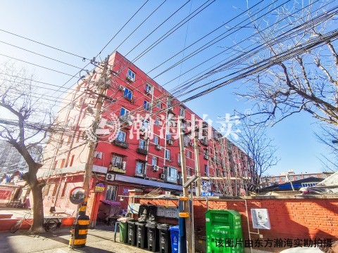 司达小区21号楼7单元402室