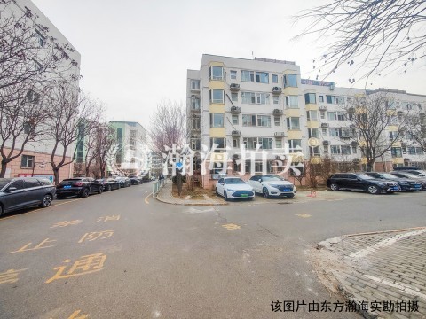 一世情园6号楼1单元501室