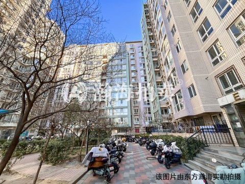华府景园1号楼4单元302室