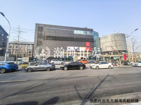 万城华府龙园10号楼2单元1018室+车位+储藏间