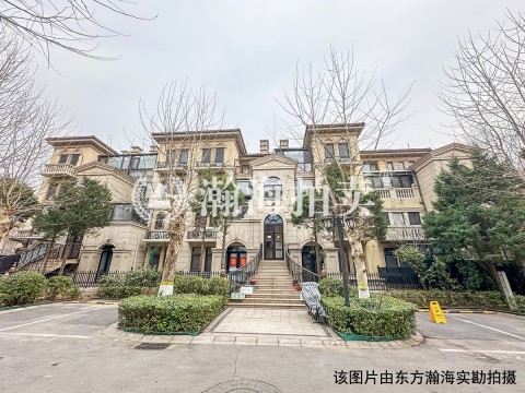 中海尚湖世家32号楼103室（联排别墅）