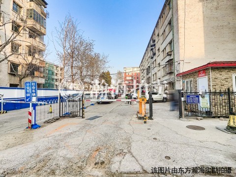 拱辰大街70号楼4单元451室