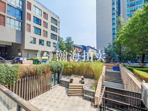 雍和家园二期3号楼201室
