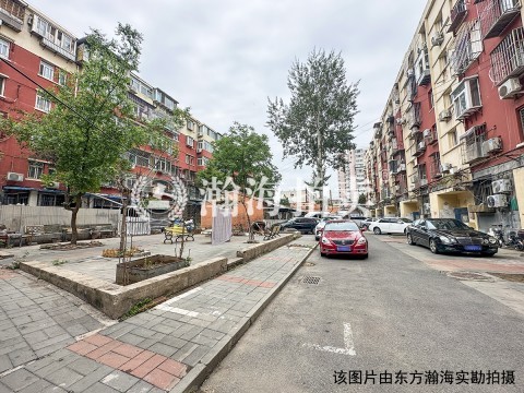 角门东里84号楼2单元401室