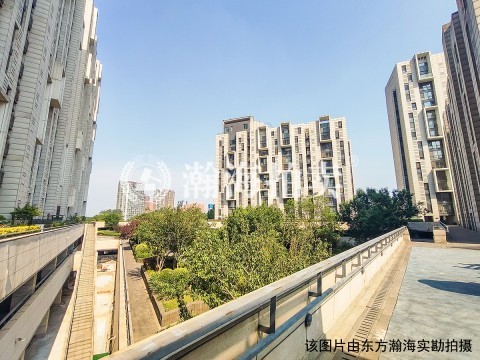 阳光上东3号楼2单元301室