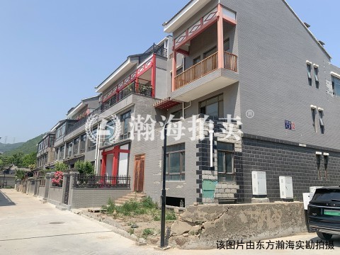潭墅苑22号楼01号（联排别墅）