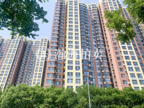 梧桐苑栖凤园2号楼109室（复式底商）