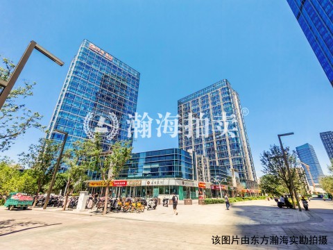 绿地中央广场1号楼2单元2001室