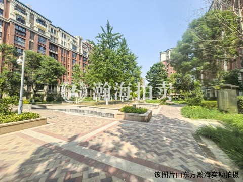 建邦华庭东区5号楼1单元801室