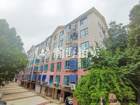 郁金香舍25号楼A单元402室