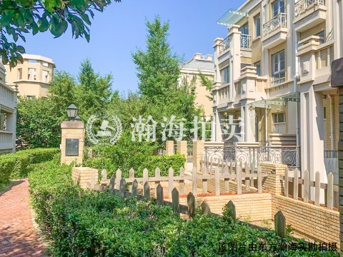 天地美墅四区335号楼01室