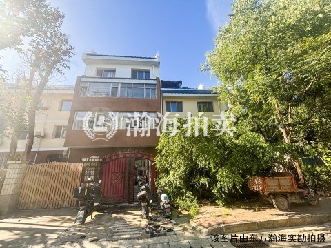 温泉花园A区25号楼152室