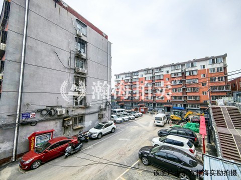 兴房大街18号楼1单元202室