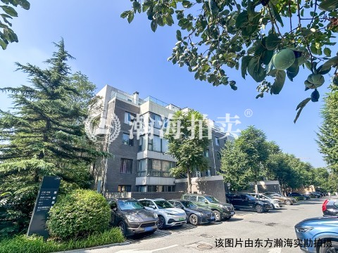 中间建筑二区19号01室