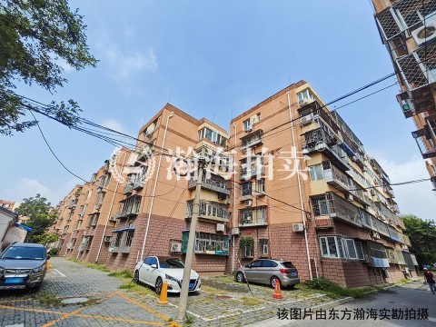 玉桥北里30号楼111室
