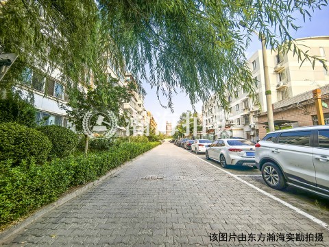 建材城东二里8号楼1单元102室