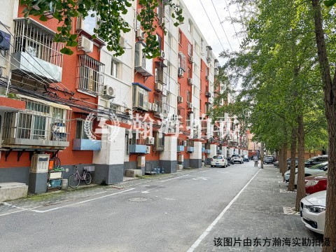 东大街西里2号楼2单元25室