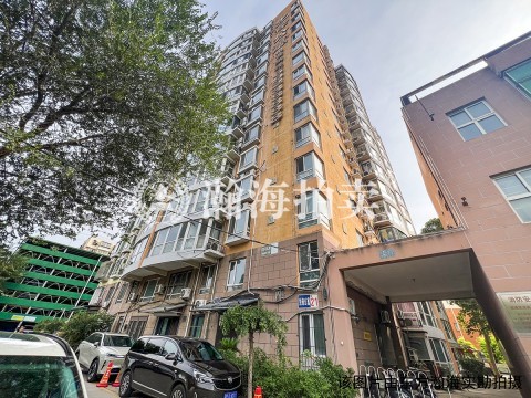 先锋公寓甲21号楼1单元805室