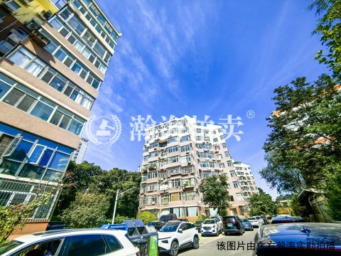 美丽亚洲假日花园3号楼903室