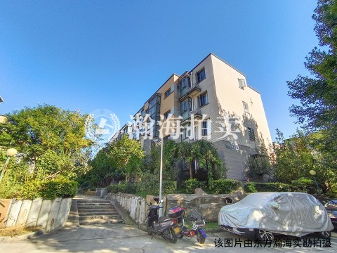 果岭小镇32号楼5单元401室