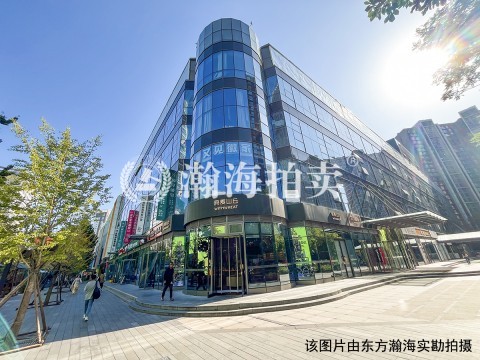 万科时代中心F区104室（临街底商）