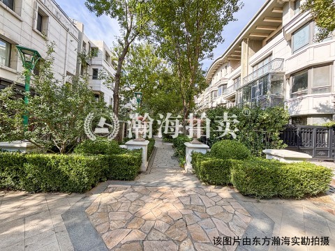 华贸铂金墅14号楼4单元202号（别墅）