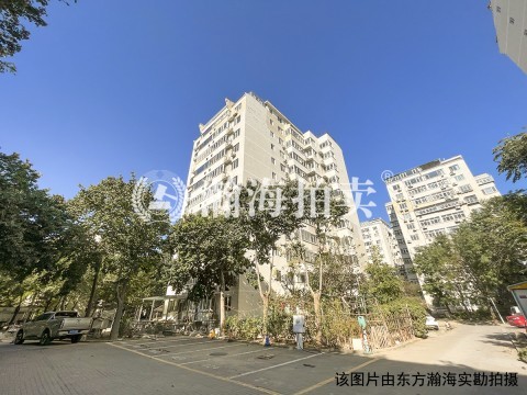 北潞华家园15号楼2单元502室