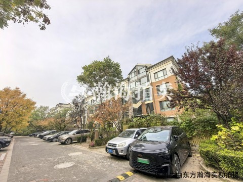 金色漫香林一期17号楼111室（1至3层）