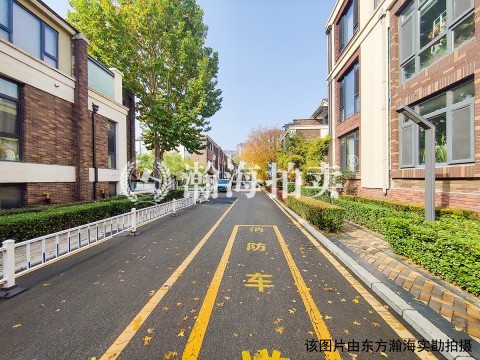 中粮祥云国际生活区北区13号楼101室（别墅）