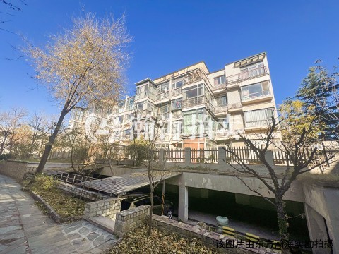 果岭小镇26号楼2单元201室