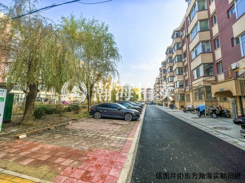 冠雅苑5号楼1单元502室