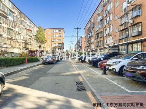 东平里13号楼1501-3室