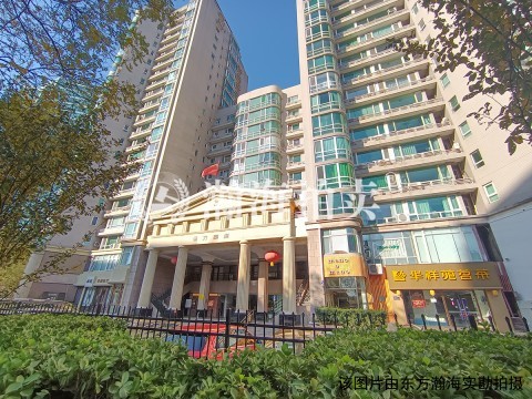 世方豪庭A座A1905室