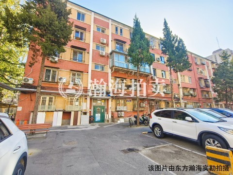 静安里9号楼2单元3层17-18号