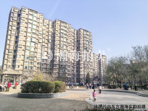 南庭新苑北区6号楼3单元402室