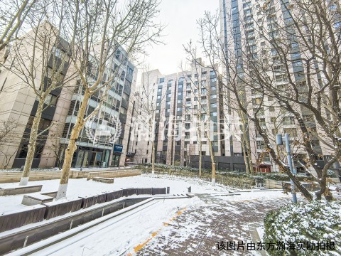 华远九都汇1号楼2单元401室