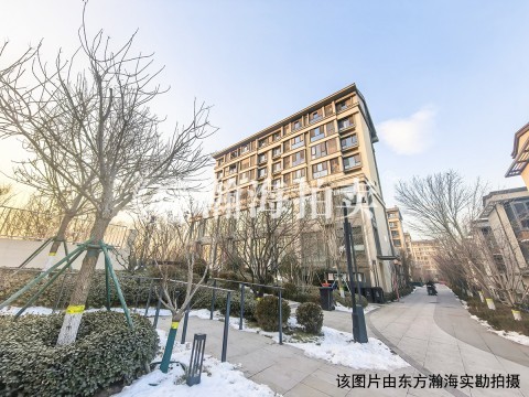 翡翠西湖二期1号楼1单元101室