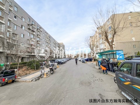 宜兰园三区32号楼5单元201室