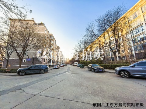 天通苑中苑19号楼3单元302室