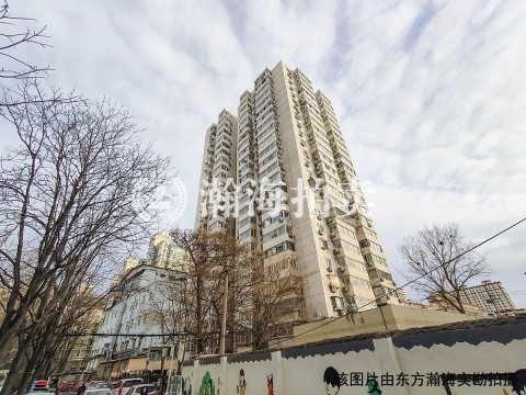 华芳园1号楼0607室