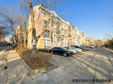 南宫雅苑二期28号楼01单元402室