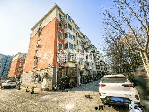 福苑小区32号楼4单元302室