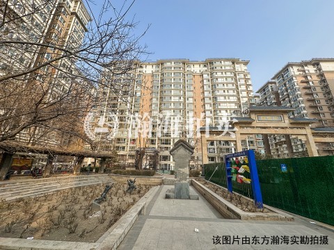 国瑞城中区负3层车位（共42个车位分拍）