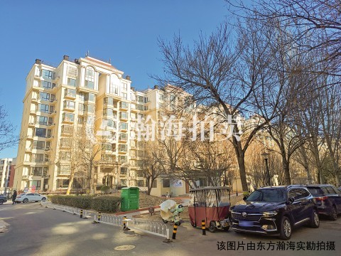 珠江拉维小镇1号楼2单元704室