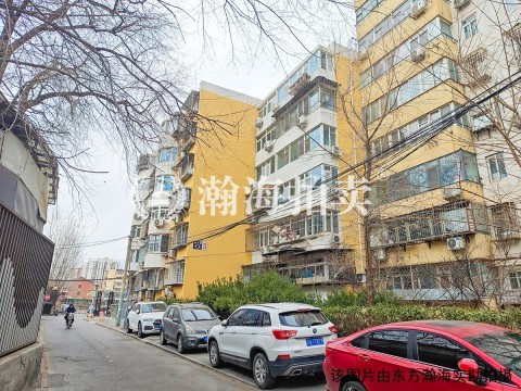 安华里四区2号楼东楼404室