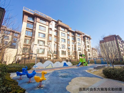 新城国誉府12号楼2单元102室（带1车位）