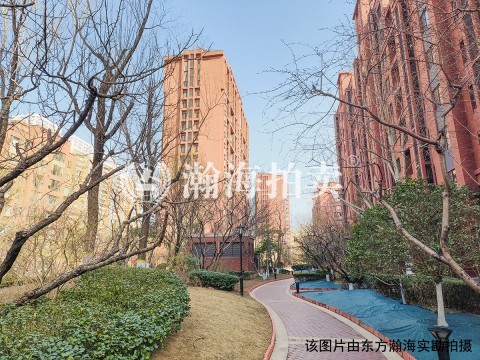 亚奥金茂悦4号楼2单元1602室（带1车位）