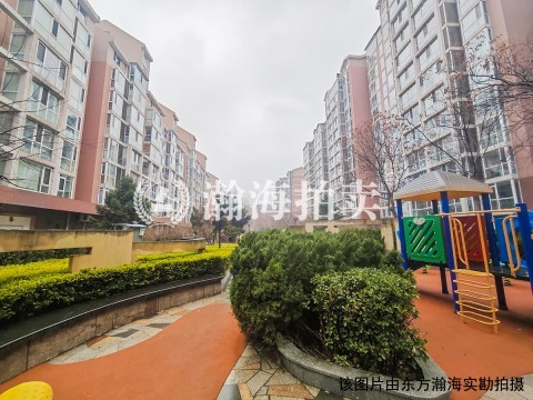 新怡家园4号楼6单元0201室