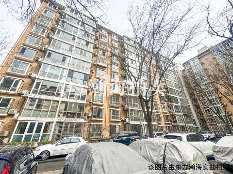 西山枫林三期9号楼1单元401室